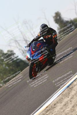 media/Nov-02-2025-Lets Ride (Sun) [[f7a3caa734]]/C Group/1140am (Turn 2 Inside)/